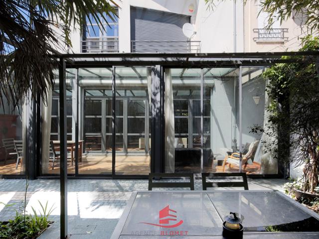 Maison 6 pièces 231 m²