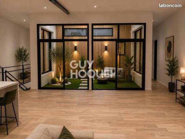 Maison 6 pièces 231 m²