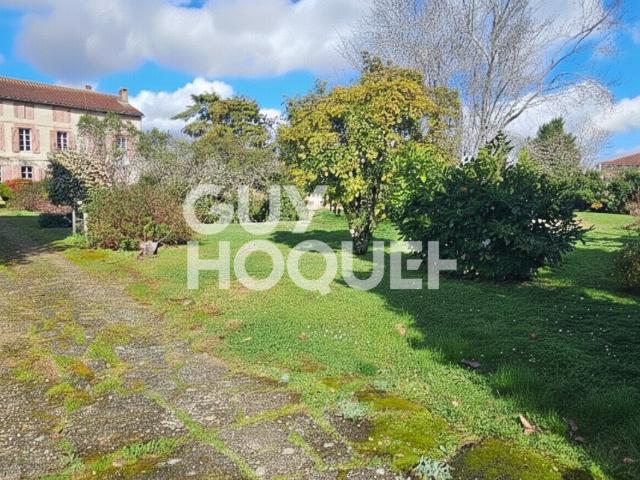 Maison 6 pièces 322 m²