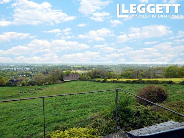 Maison 6 pièces 232 m²