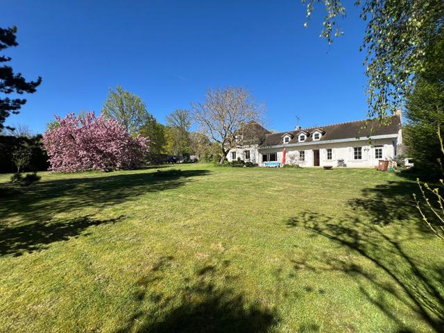 Maison 6 pièces 232 m²