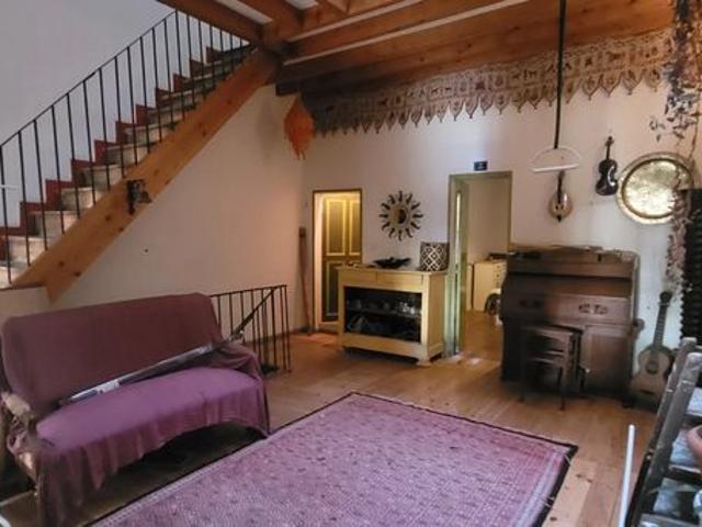 Maison 6 pièces 232 m²