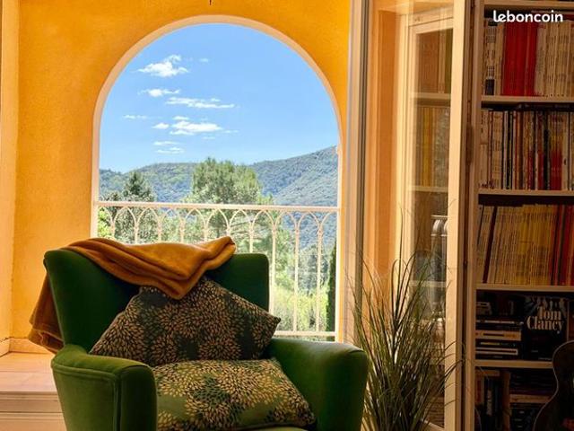 Maison 6 pièces 233 m²