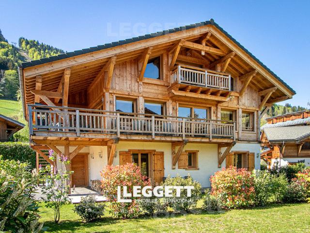 Maison 9 pièces 230 m²