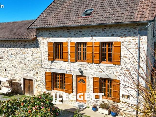 Maison 6 pièces 233 m²