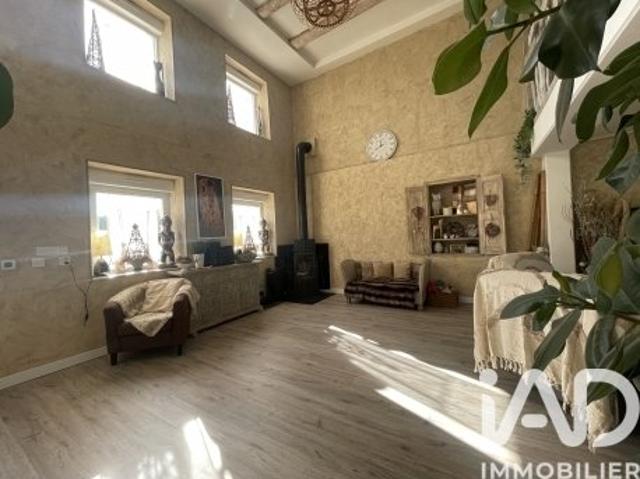 Maison 6 pièces 245 m²