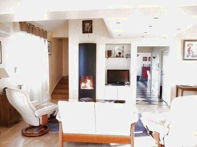 Maison 6 pièces, 245 m² à louer à Ceyrat 63122
