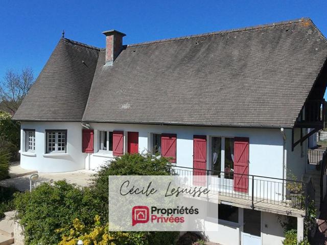 Maison 6 pièces 246 m²