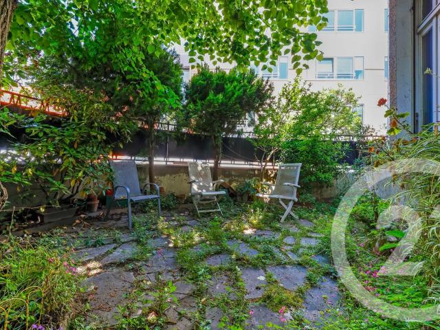 Maison 6 pièces 247 m²