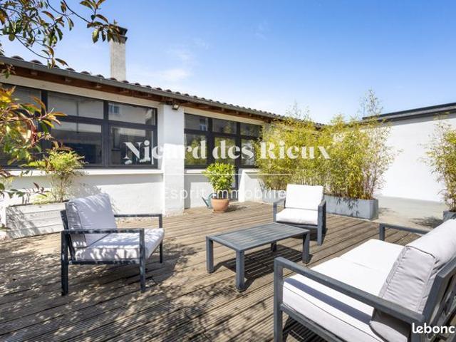 Maison 6 pièces 248 m²