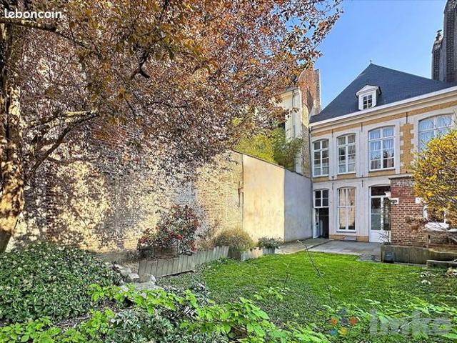 Maison 6 pièces 249 m²