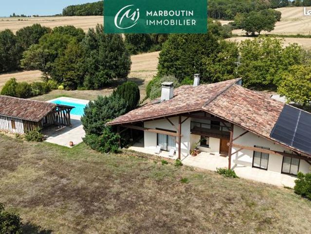 Maison 6 pièces 240 m²