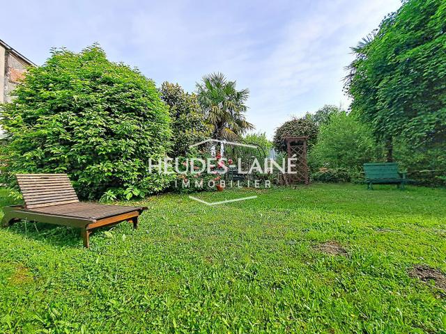 Maison 6 pièces 240 m²