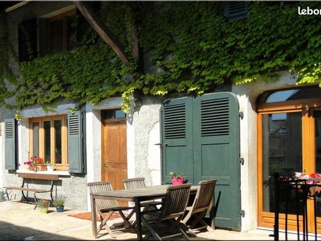 Maison 6 pièces 240 m²