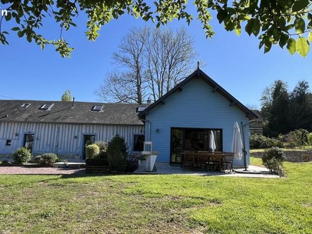 Maison 6 pièces 240 m²