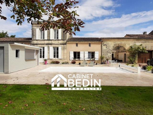 Maison 6 pièces 240 m²