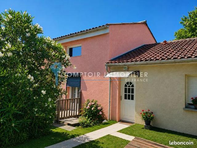 Maison 6 pièces 240 m²