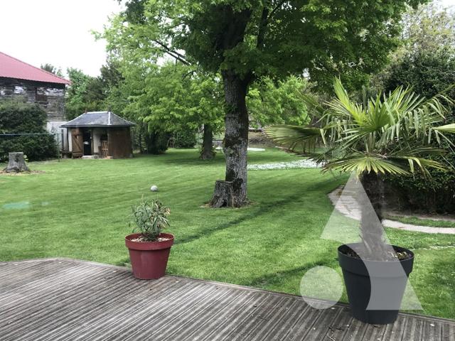 Maison 6 pièces 240 m²