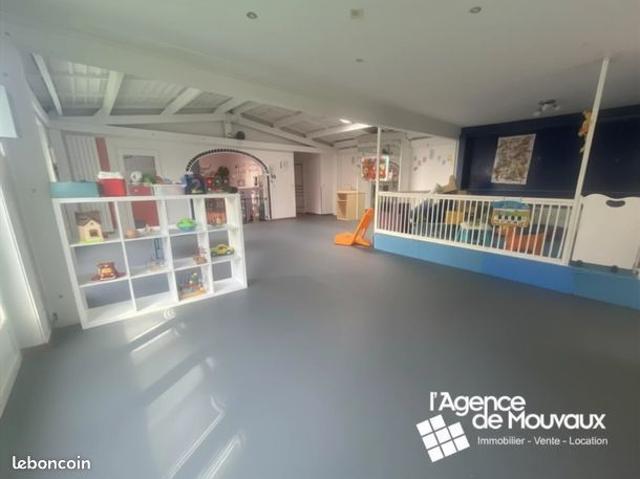 Maison 6 pièces 220 m²