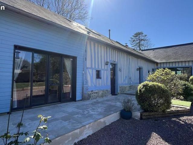Maison 6 pièces 240 m²