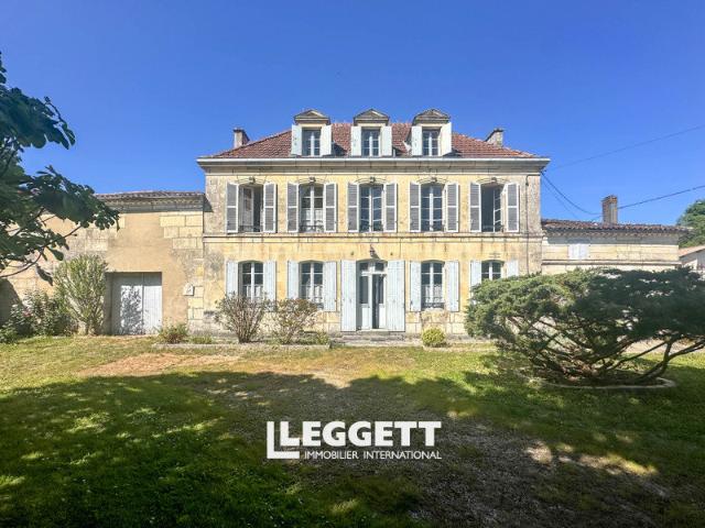 Maison 6 pièces 240 m²