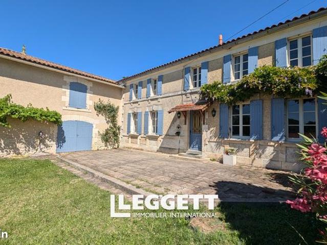 Maison 6 pièces 240 m²