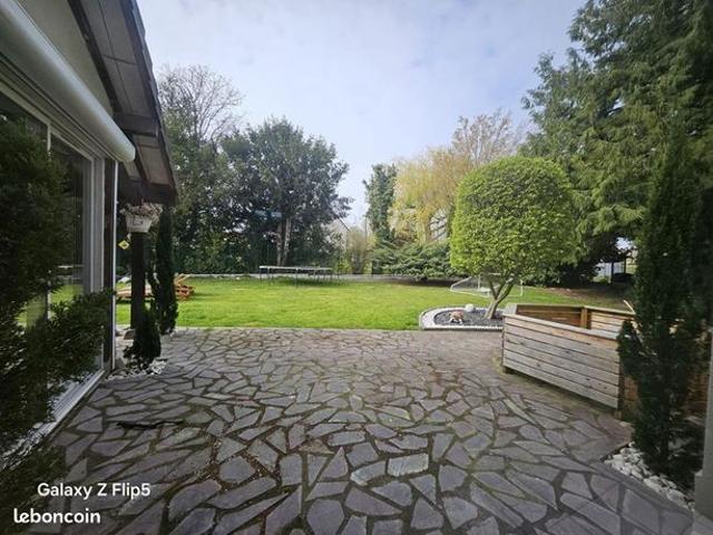 Maison 6 pièces 241 m²