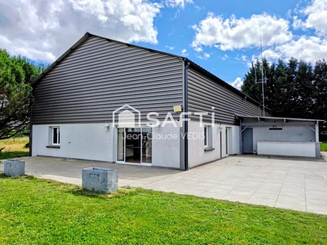 Maison 6 pièces 241 m²