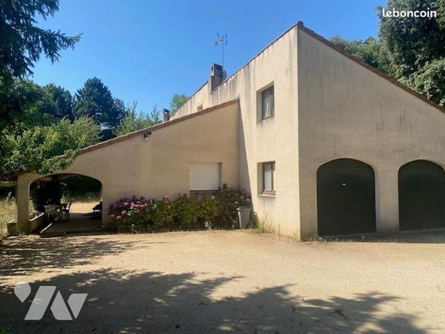Maison 6 pièces 255 m²