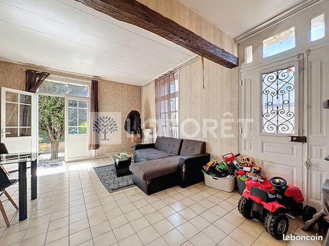 Maison 6 pièces 255 m²
