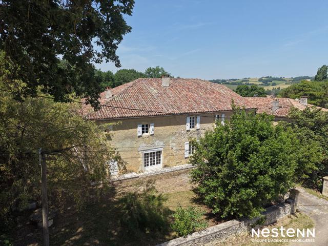 Maison 6 pièces 255 m²