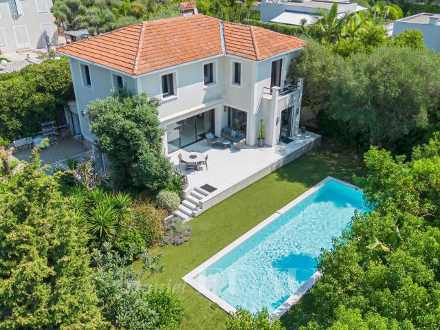 Maison 6 pièces 257 m²