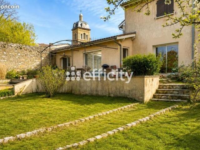 Maison 6 pièces 257 m²