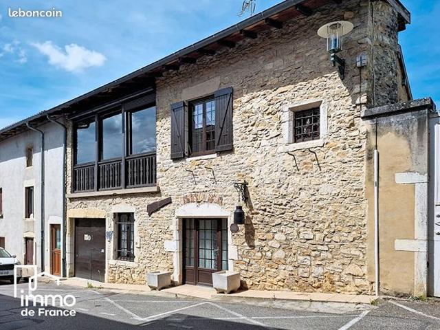 Maison 6 pièces 258 m²