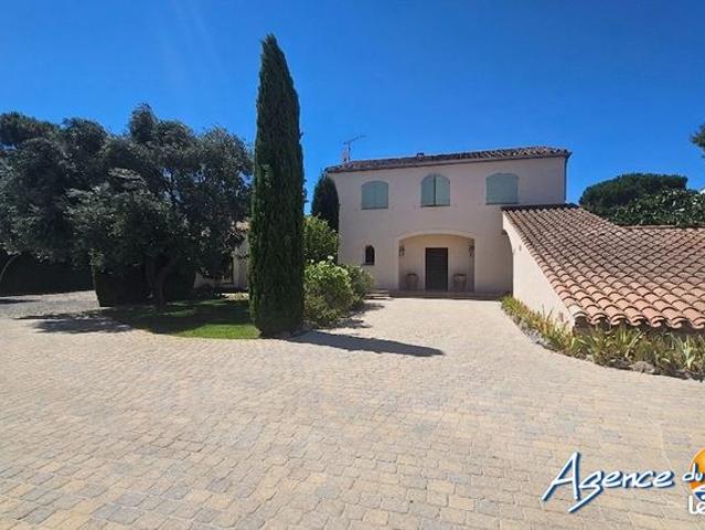 Maison 6 pièces 258 m²