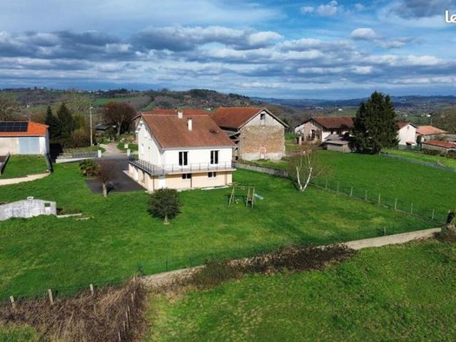 Maison 6 pièces 258 m²