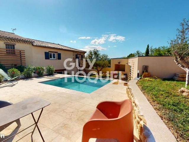 Maison 6 pièces 258 m²