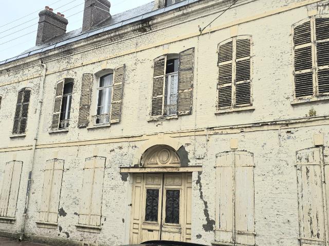 Maison 6 pièces 258 m²