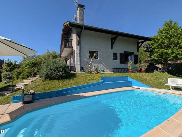 Maison 6 pièces 259 m²