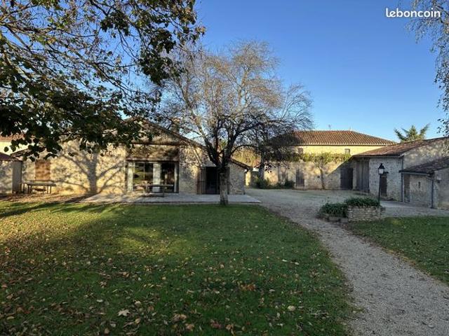 Maison 6 pièces 259 m²