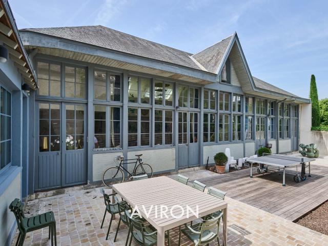 Maison 6 pièces 250 m²