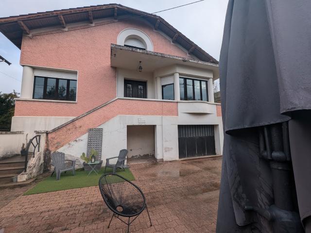 Maison 6 pièces 250 m²