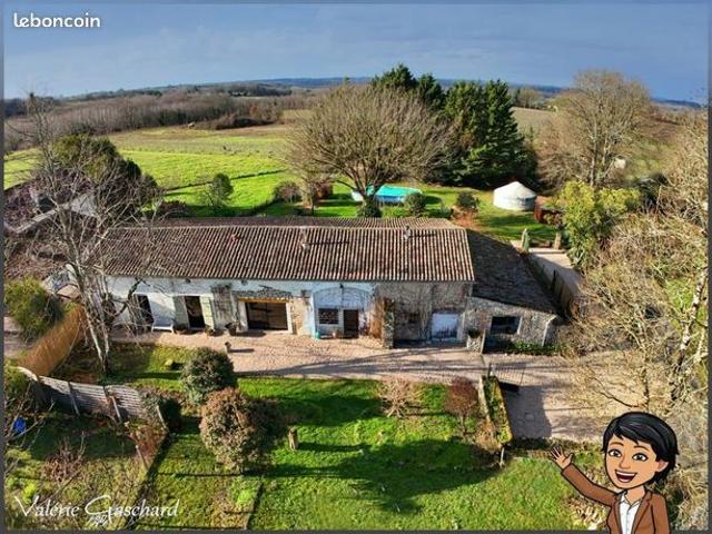 Maison 6 pièces 250 m²