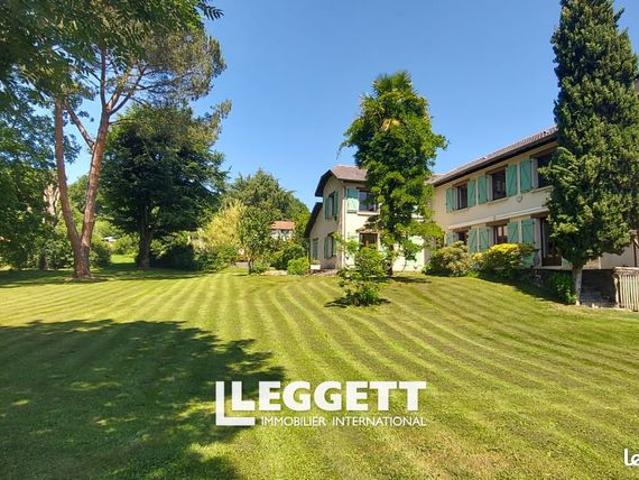 Maison 6 pièces 250 m²