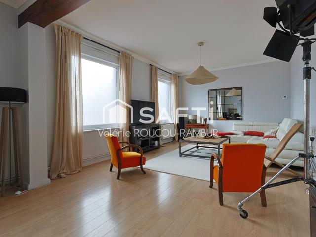 Maison 6 pièces 250 m²