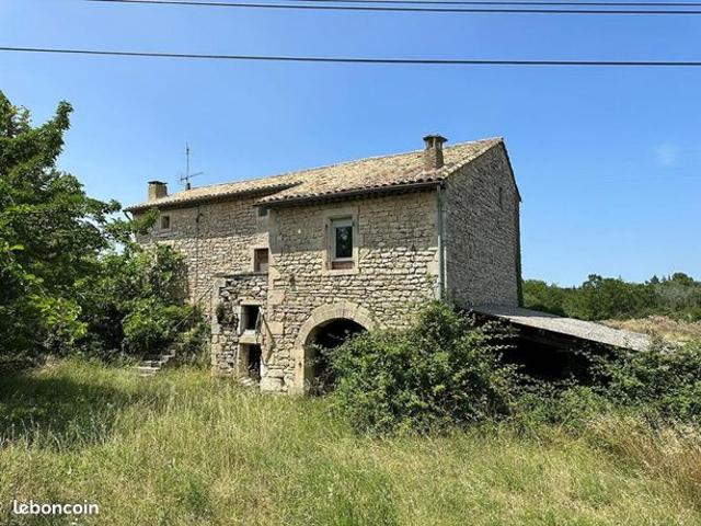 Maison 6 pièces 250 m²