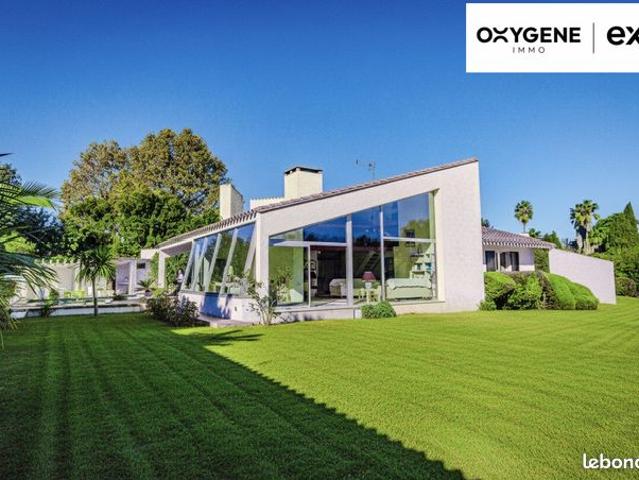 Maison 6 pièces 250 m²
