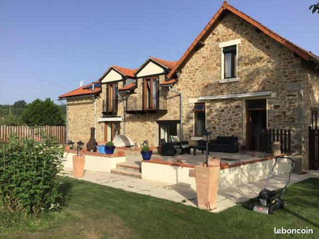Maison 6 pièces 250 m²