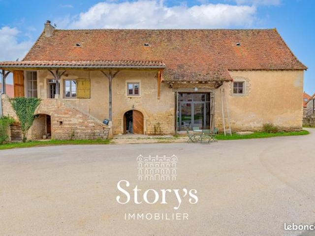 Maison 6 pièces 250 m²