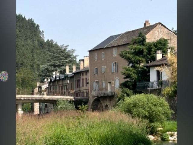 Maison 6 pièces 230 m²